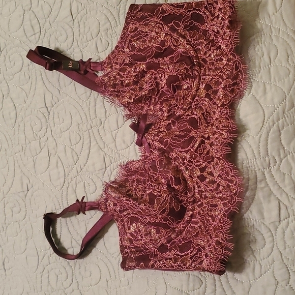 Victoria's Secret Dream Angels Pushup Without Padding Size 32C - Picture 1 of 4